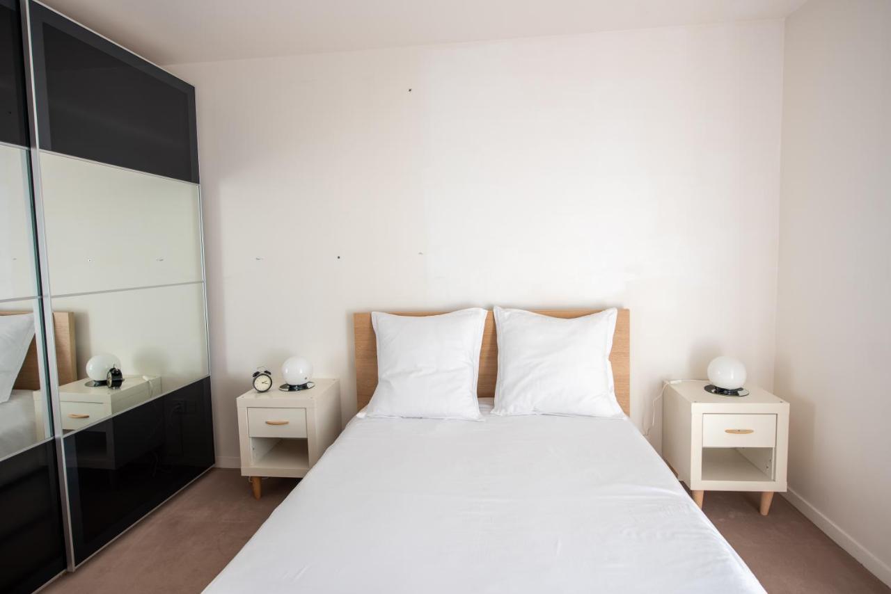 Appartements De 2 Ou 3 Chambres A 40 Minutes De Paris Courcouronnes 外观 照片